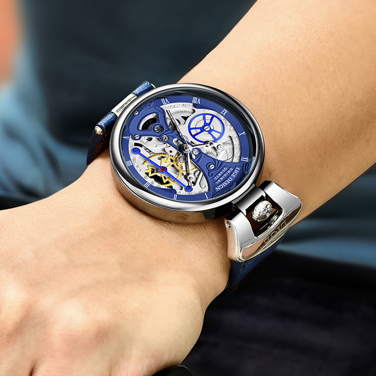 Archer | Fashion Hollow Business Watch