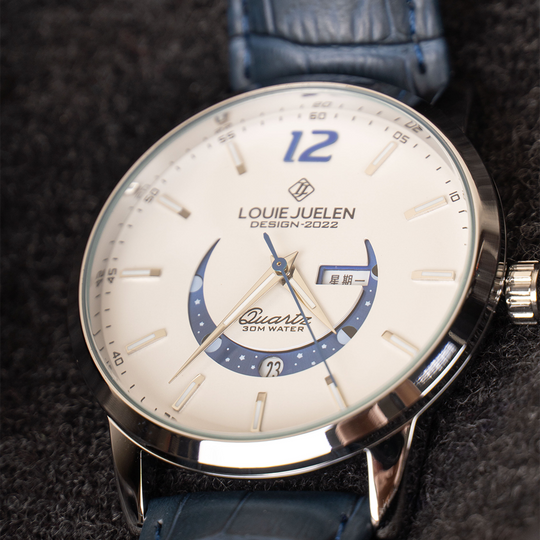 Waylon | Elegant Luminous Moonphase Watch