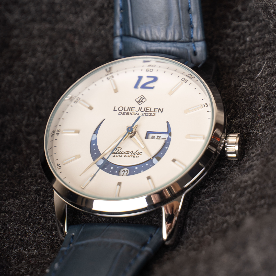 Waylon | Elegant Luminous Moonphase Watch