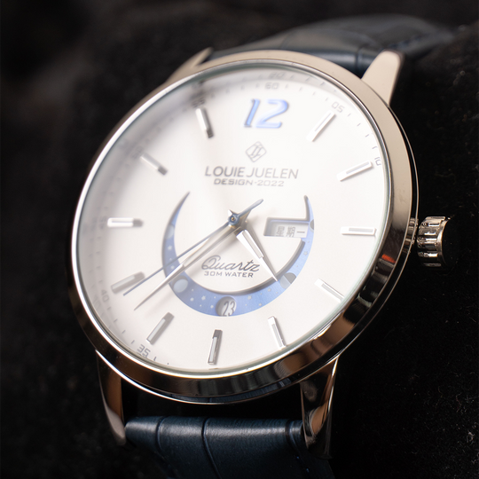 Waylon | Elegant Luminous Moonphase Watch