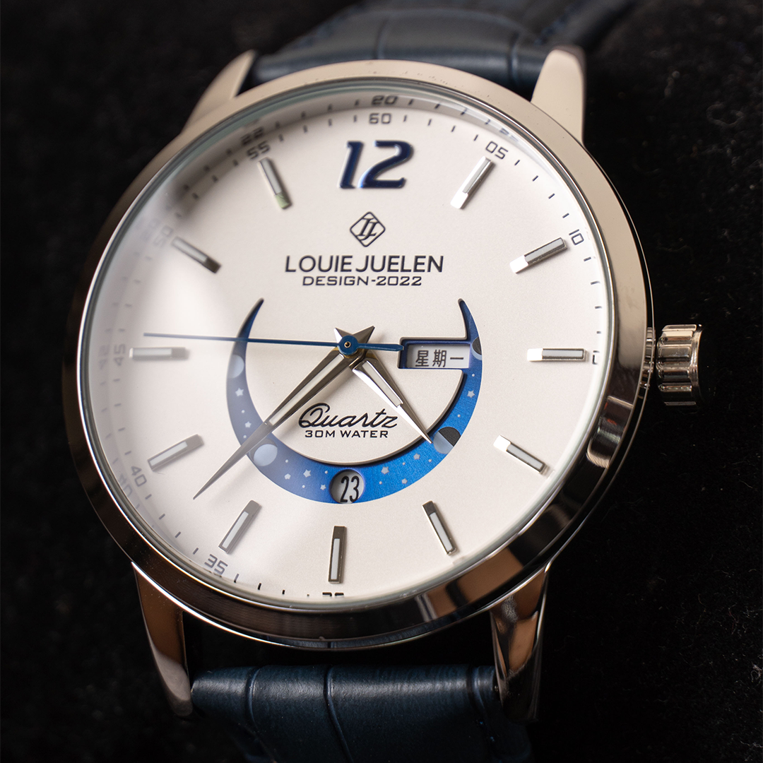 Waylon | Elegant Luminous Moonphase Watch