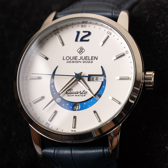 Waylon | Elegant Luminous Moonphase Watch